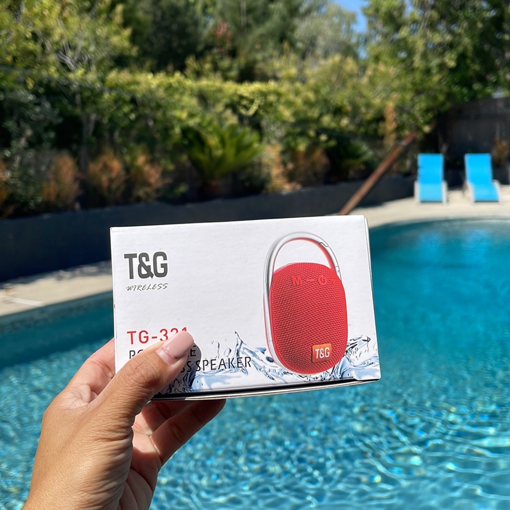 **TWO TIME:  HOST PICK**TG-321 Portable Wireless Speaker In Red NIB - Picture 2 of 3